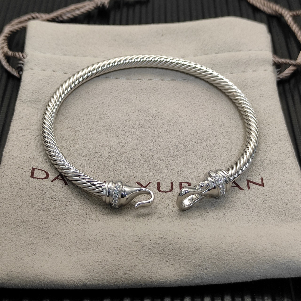 David Yurman 4mm Silver Rhinestone Hook Bracelet
